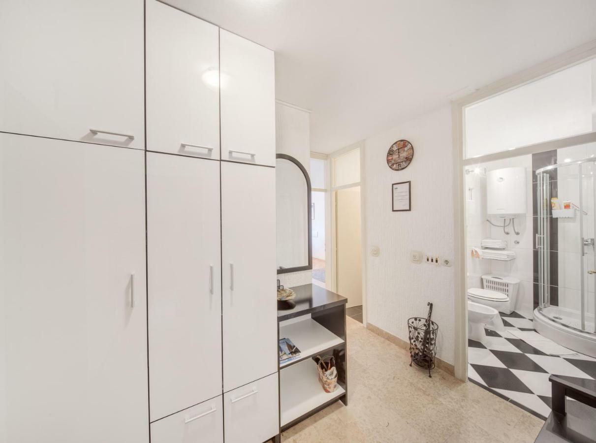 Apartman Ossero Esterno foto