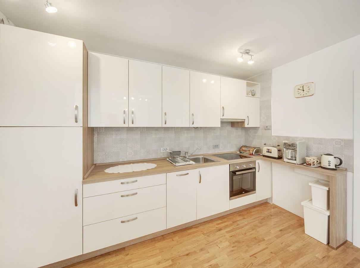 Apartman Ossero Esterno foto